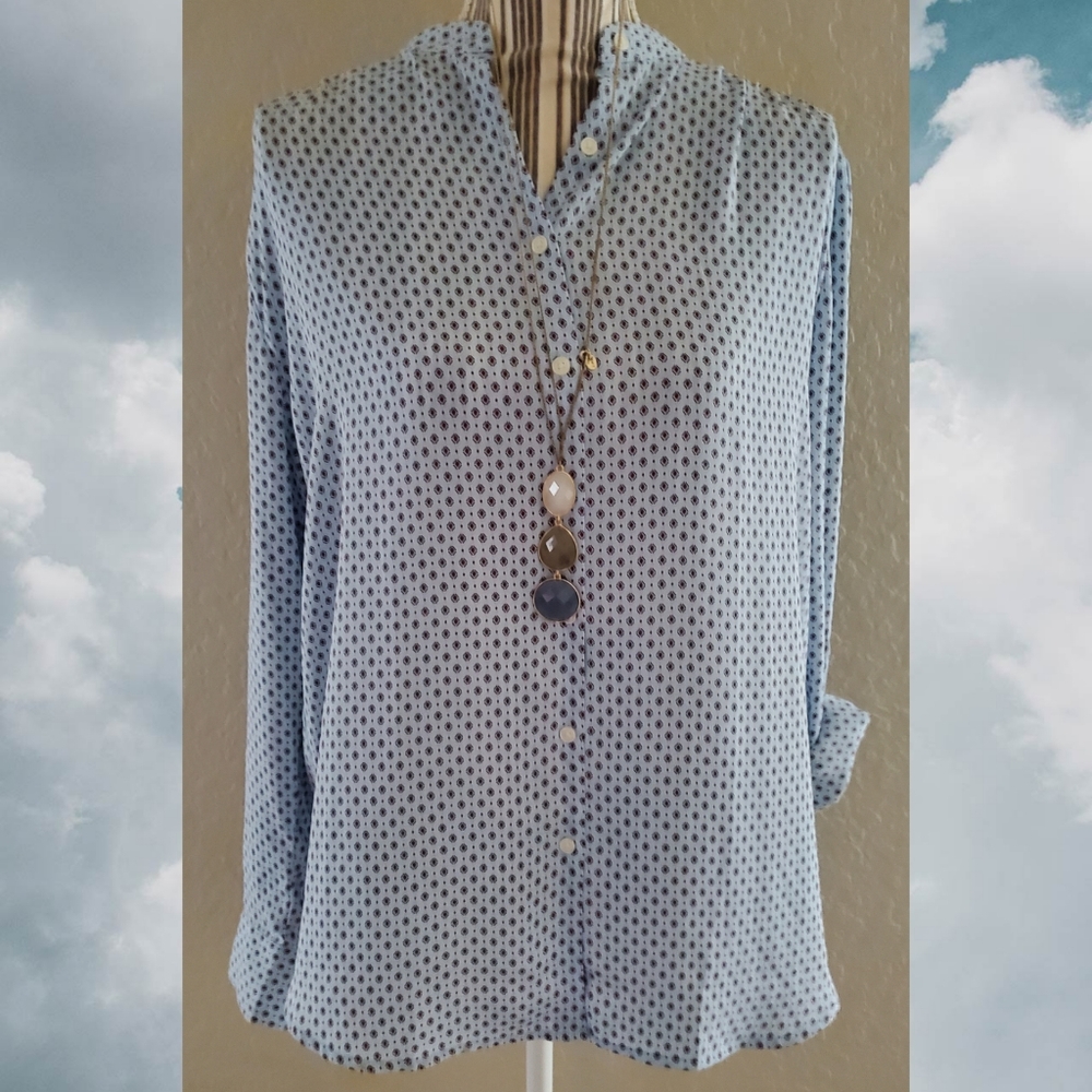 LOFT collapses button down shirt